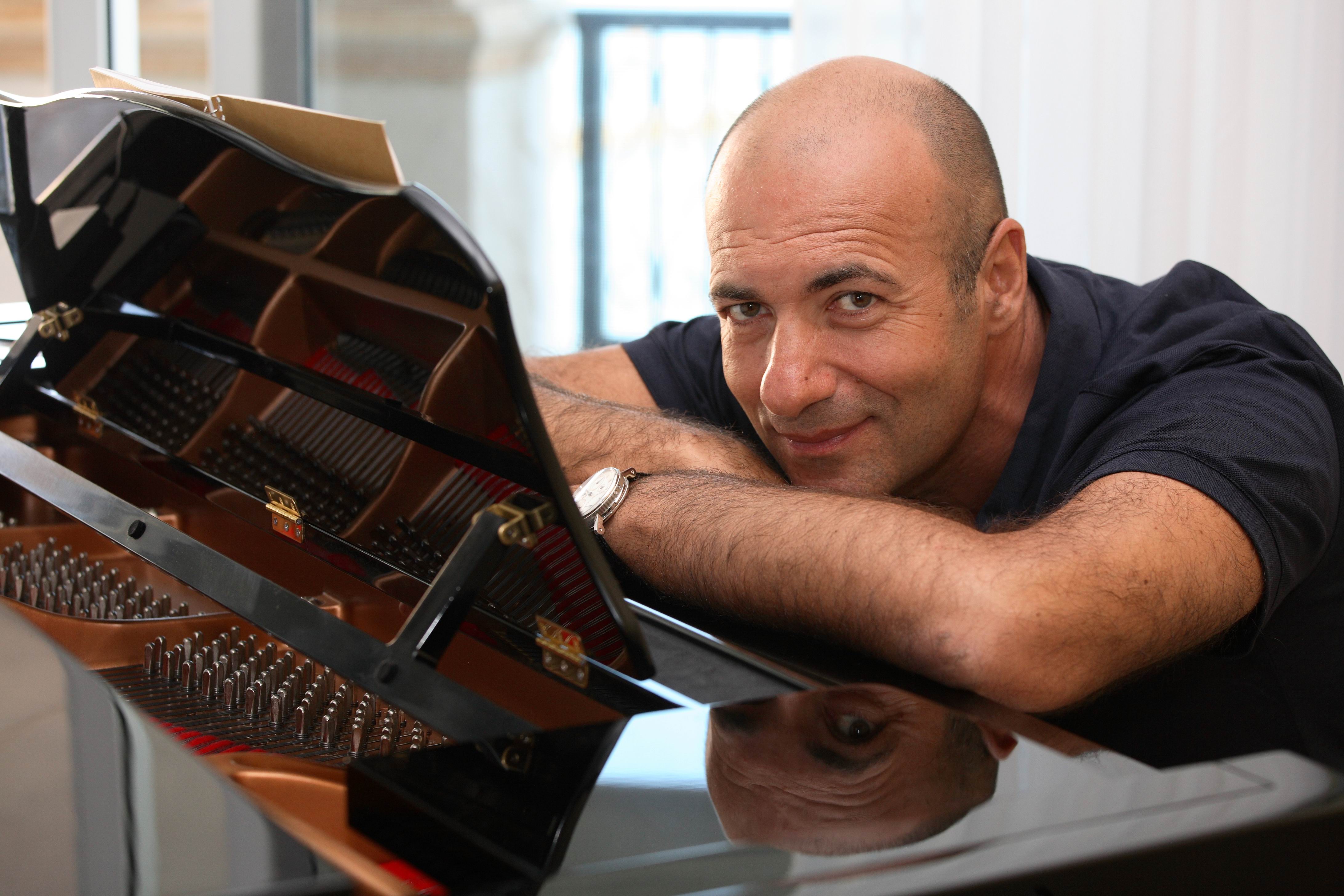 С днём рождения!